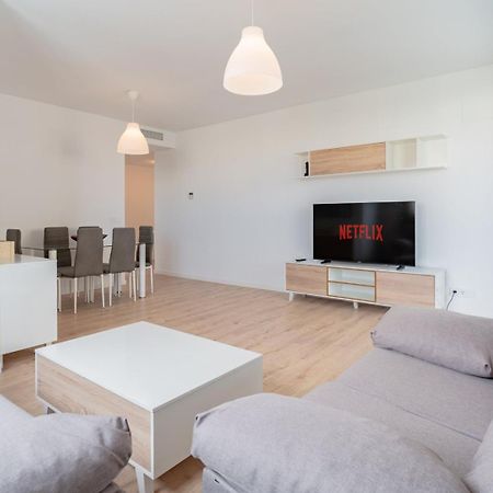 Guestready - Sunny Seaside Escape In Malaga Lägenhet Exteriör bild